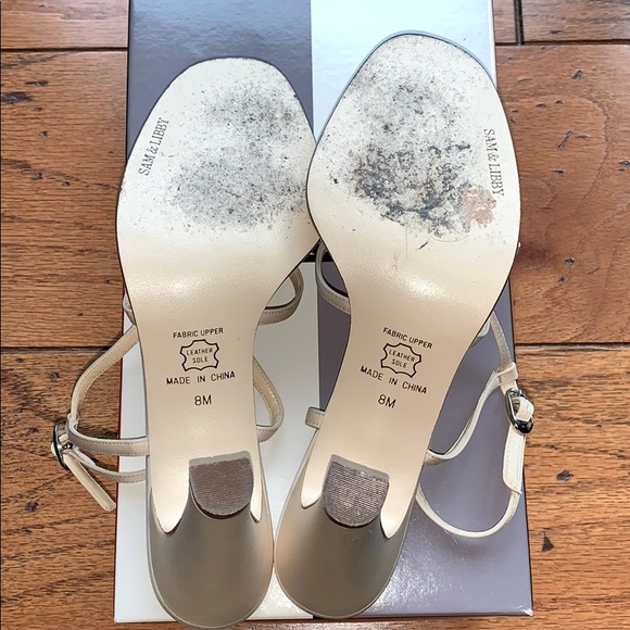 SAM & LIBBY SATIN DRESS HEEL - Picture 4 of 6